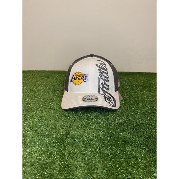 adidas Other - Retro adidas Los Angeles Laker 2010 NBA Final Locker Room OSFA fitted hat NWT